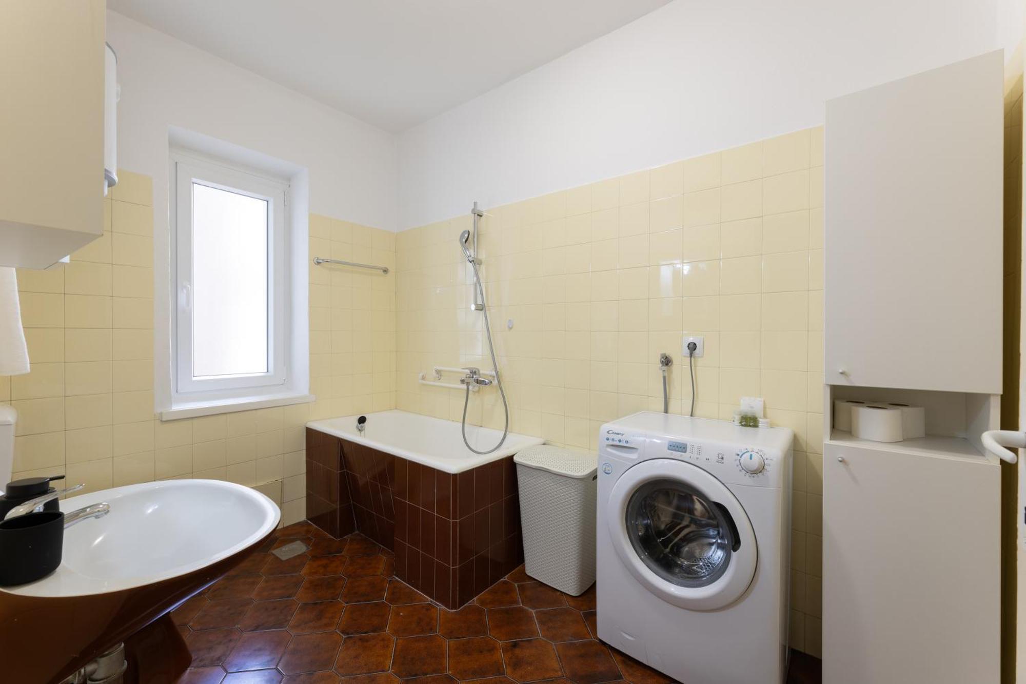 Apartment Central To Beach & Old Town سبليت المظهر الخارجي الصورة