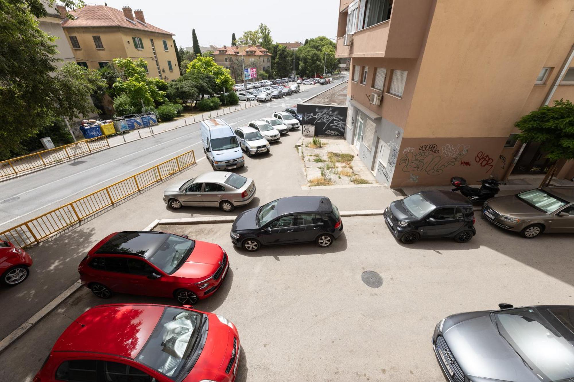 Apartment Central To Beach & Old Town سبليت المظهر الخارجي الصورة